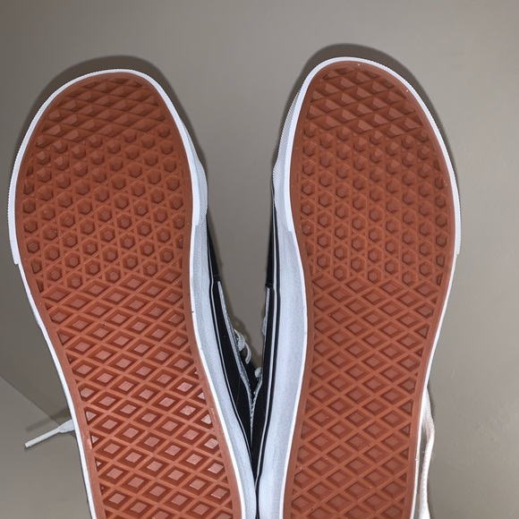 vans - Picture 4 of 4